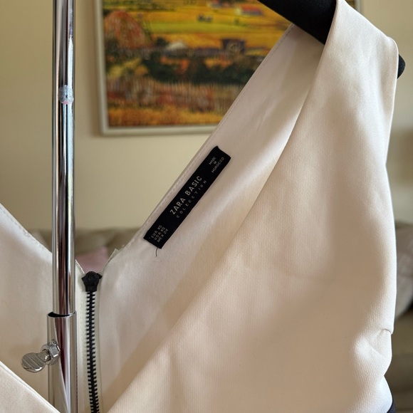 ZARA Wrap Top with Black Accents - Picture 3 of 7